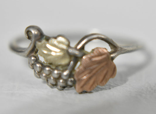 Grape Leaves Flower Ring Floral Vintage Sterling Silver Size 6.50