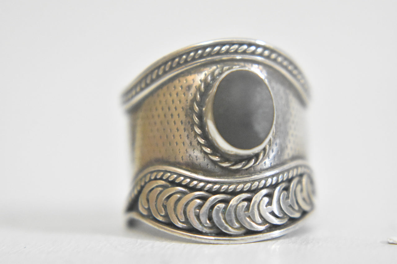 Cigar Band size 6.75 onyx ring spirals sterling silver women