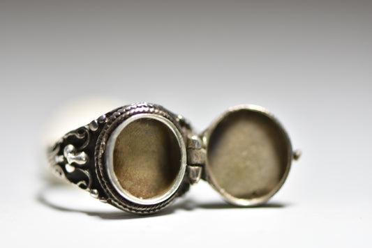 Poison ring onyx sterling silver women girls