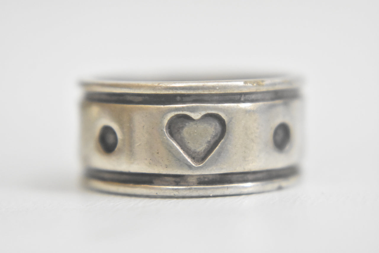 Heart ring Love thumb band sterling silver women  Size  8.75