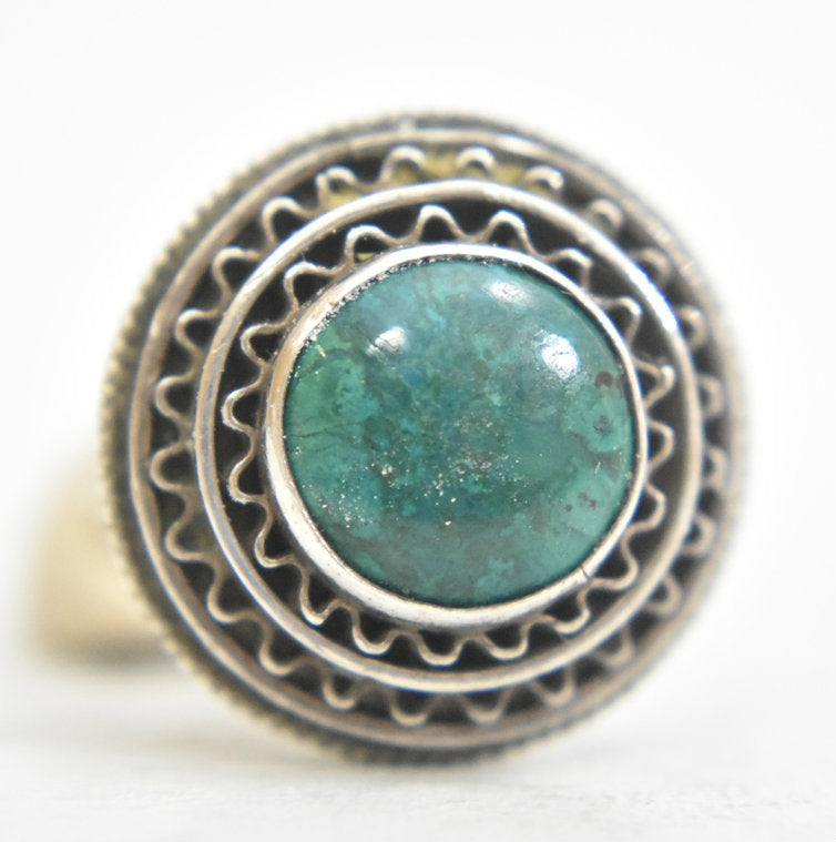 Malachite ring vintage  ring women sterling silver Israel  Size  6.50
