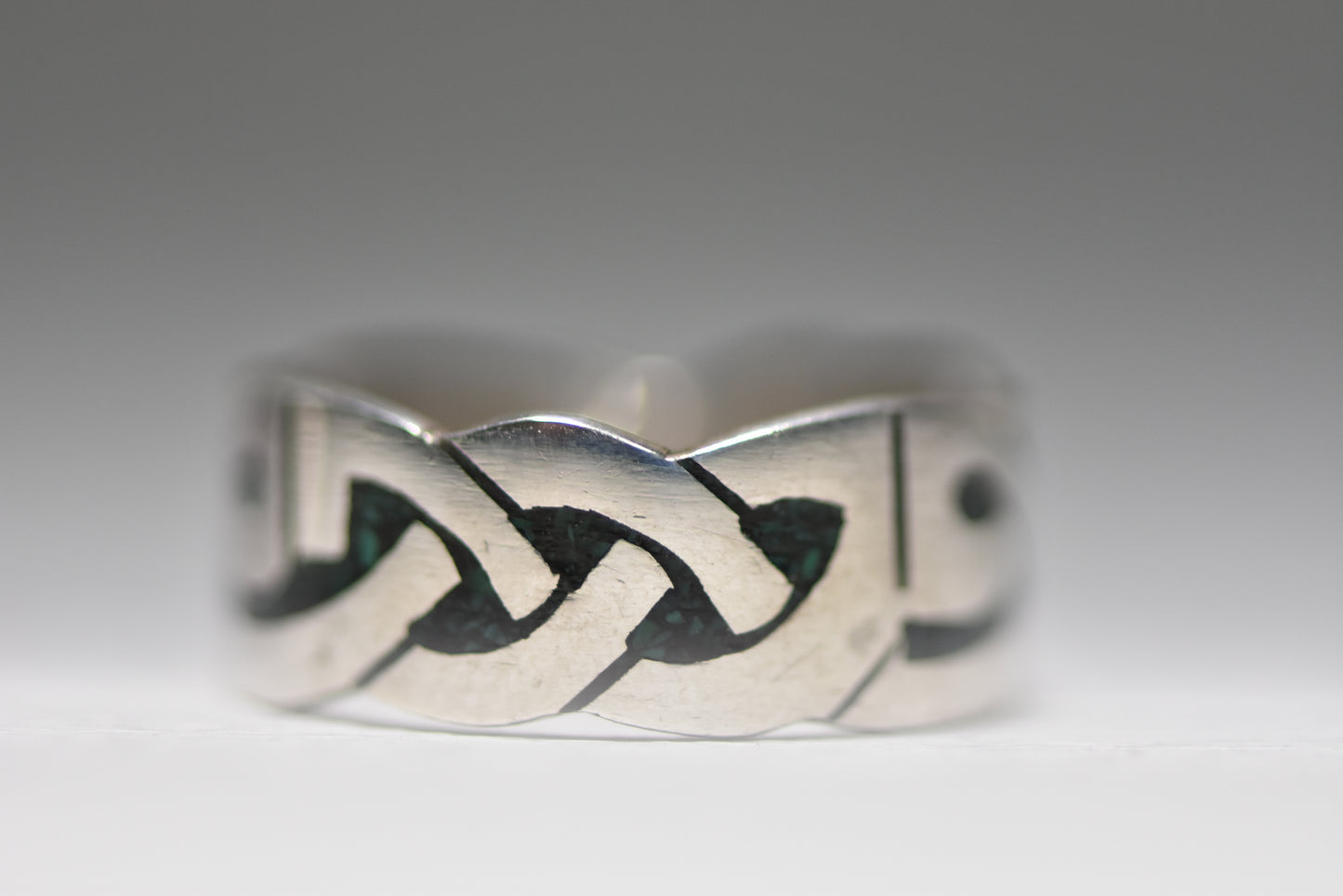 Celtic ring size 8.50 Celtic knot band turquoise chips  tribal southwest sterling silver men