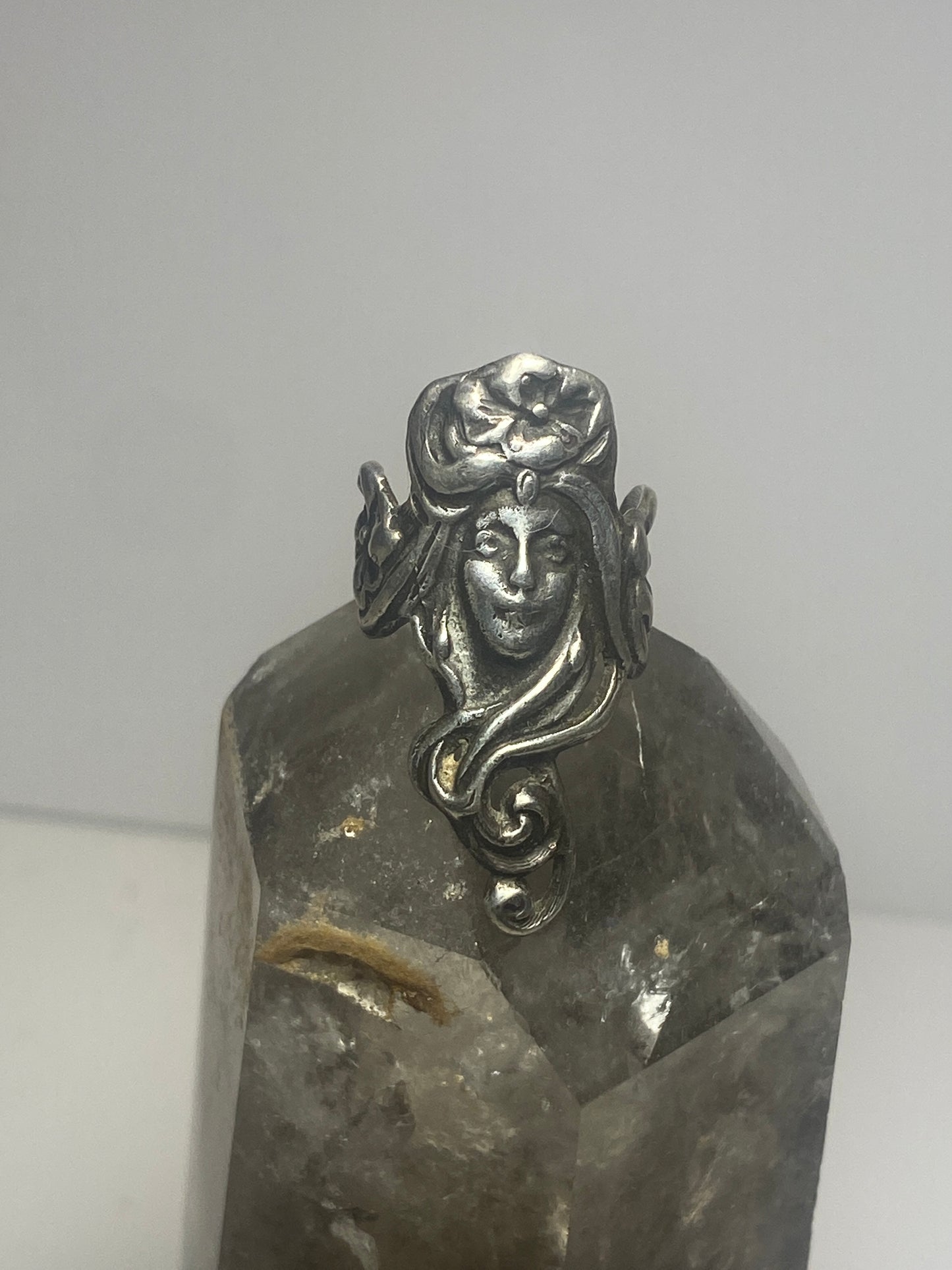 Art Deco face  size 5.75 w flowers sterling silver women girls