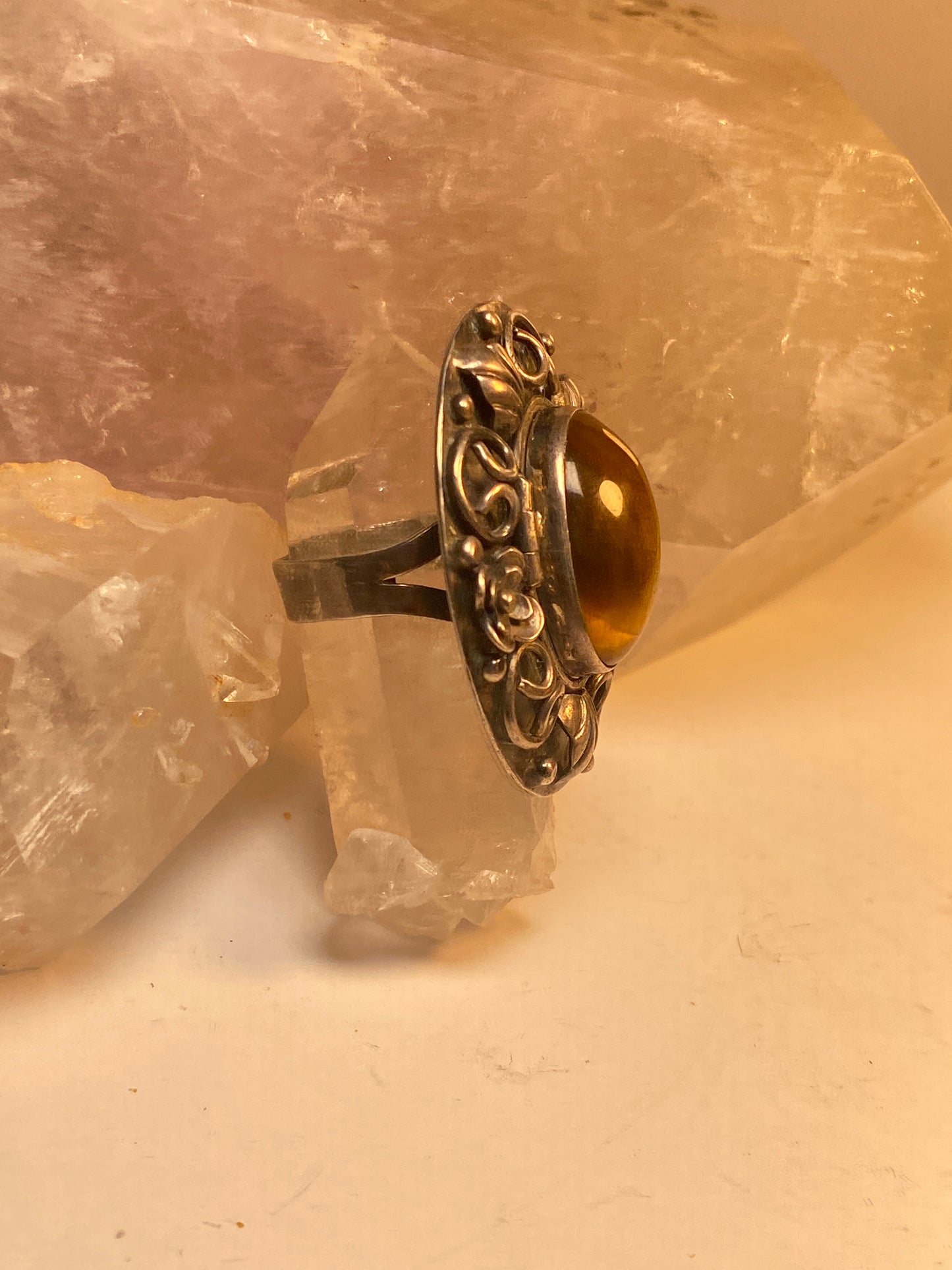 Poison ring Tiger Eye floral flowers sterling silver women