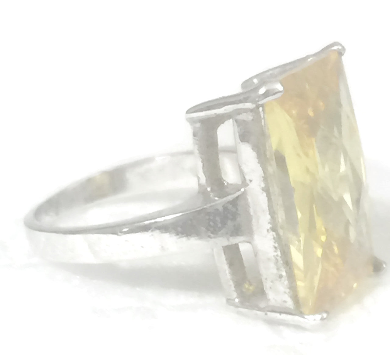 Vintage Yellow Faceted Ring Sterling Silver Size 6.75