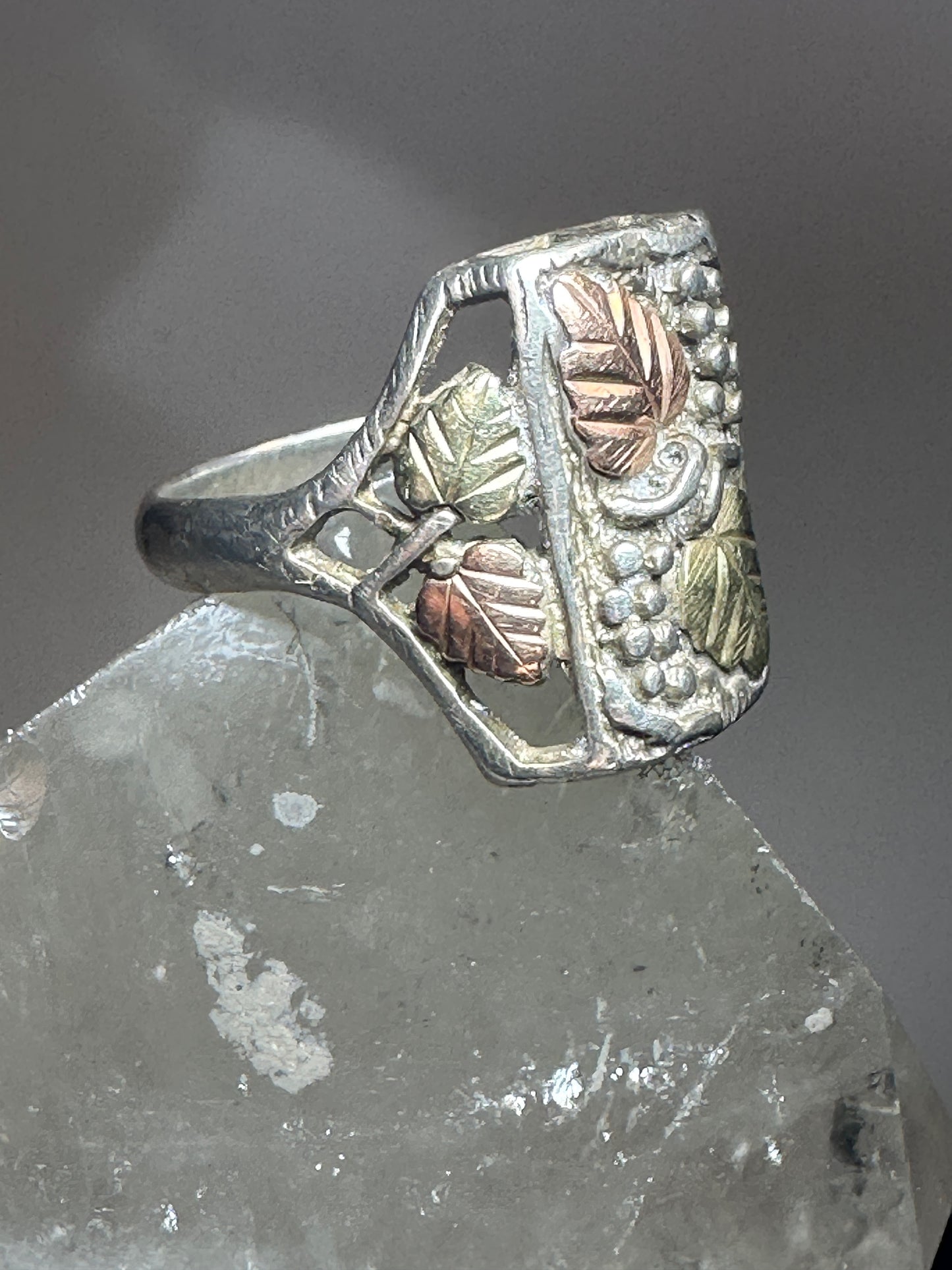 Black Hills Gold ring size 11 floral leaves band sterling silver men women