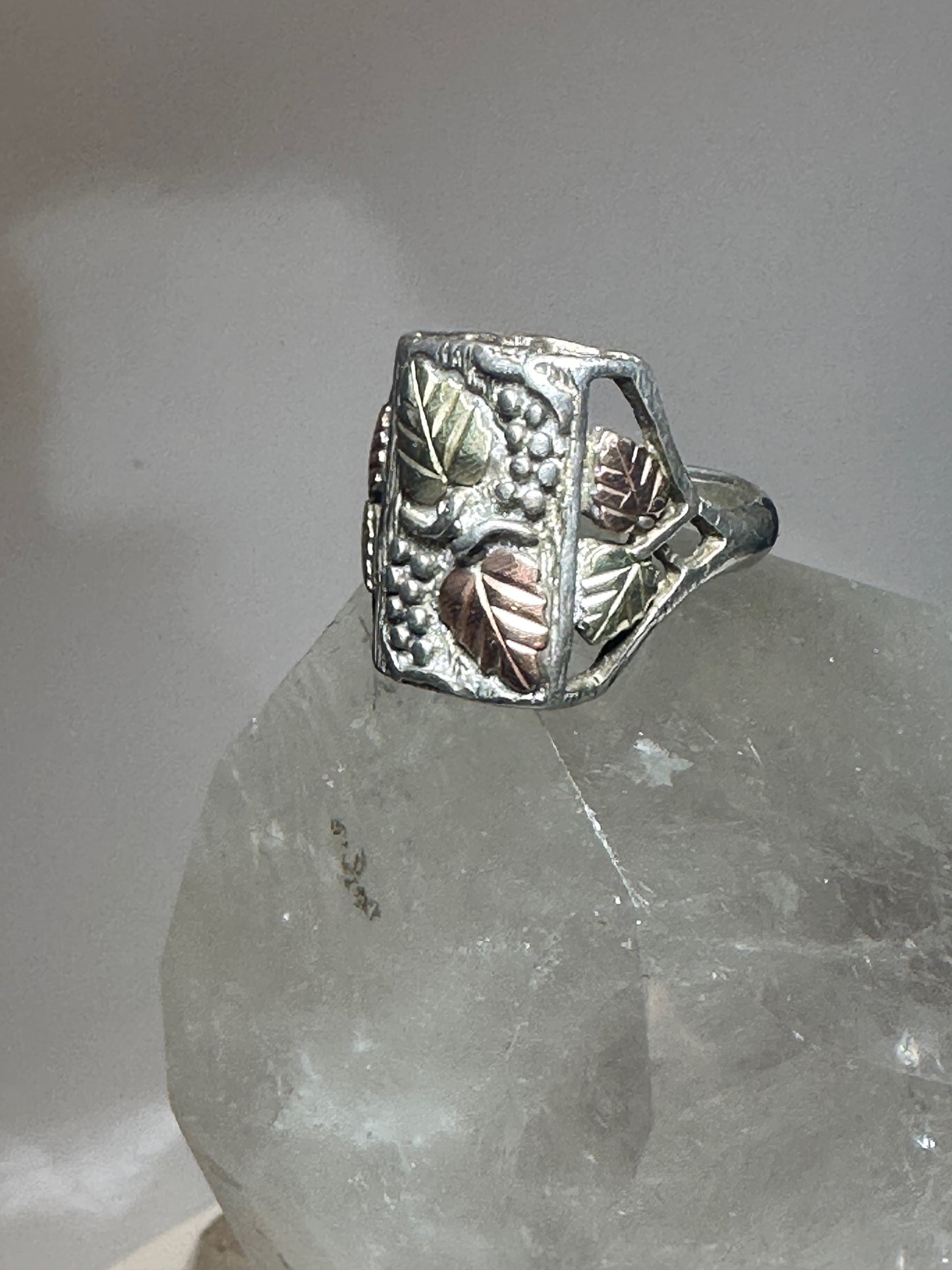 Black Hills Gold ring size 11 floral leaves band sterling silver men women