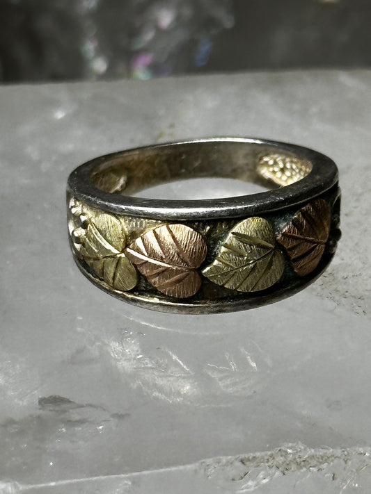 Black Hills Gold ring leavespinky  band size 4.75 sterling silver women boys girl