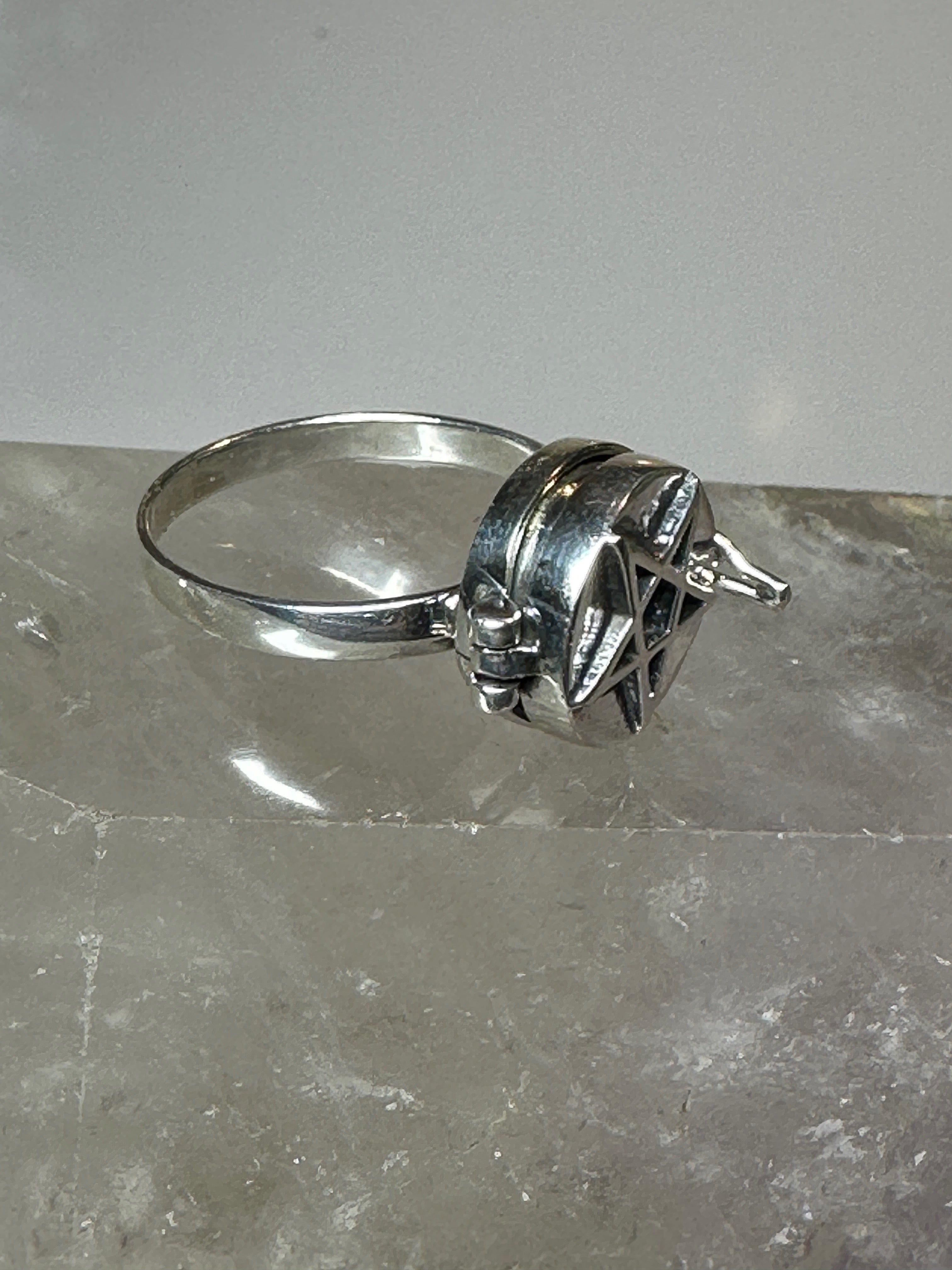Poison ring size 9 Pentagram Star sterling silver women SpiritbeadNW