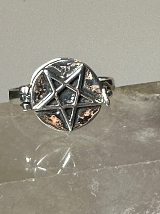 Poison ring size 9 Pentagram Star sterling silver women