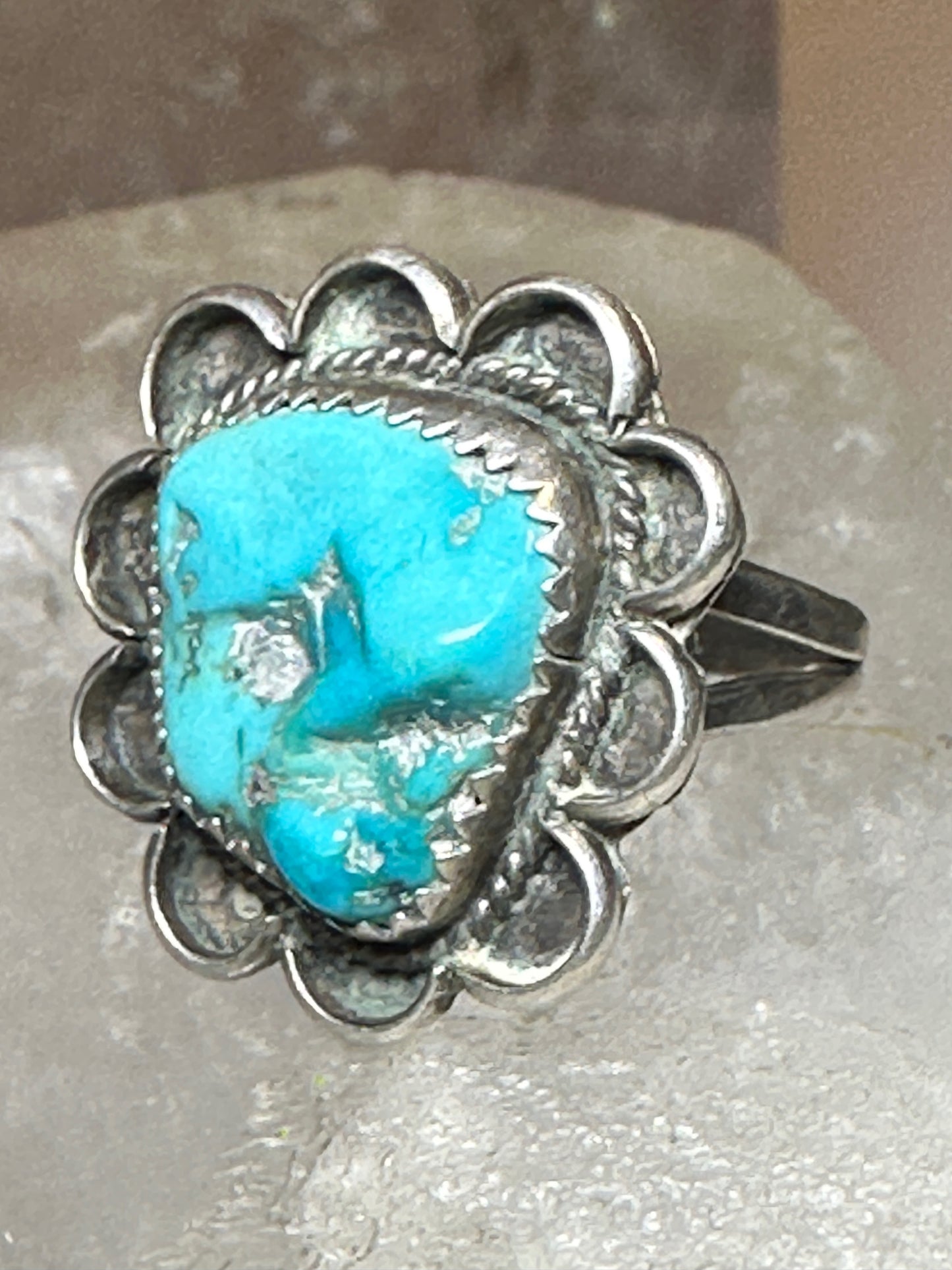 Turquoise ring size 6 Navajo flower  sterling silver women