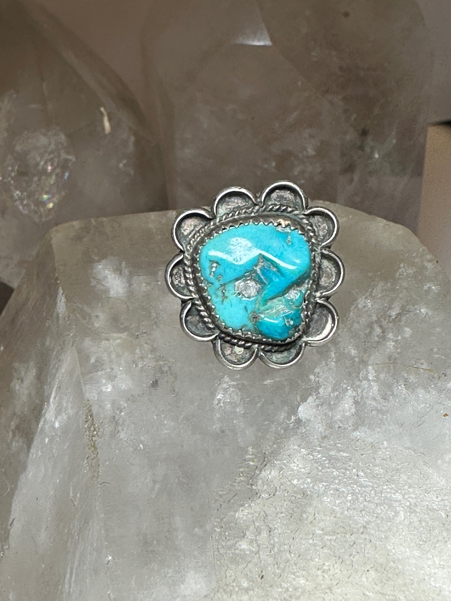 Turquoise ring size 6 Navajo flower  sterling silver women