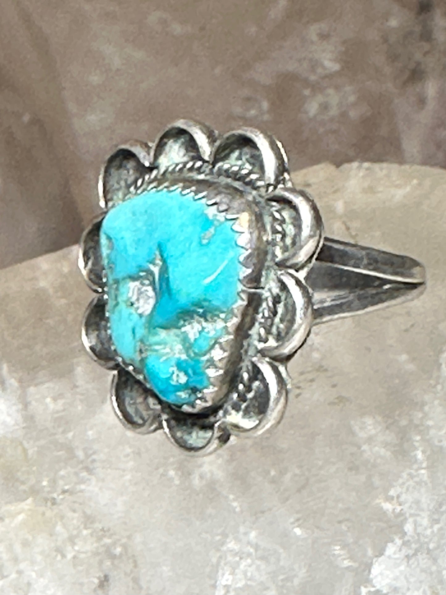 Turquoise ring size 6 Navajo flower  sterling silver women