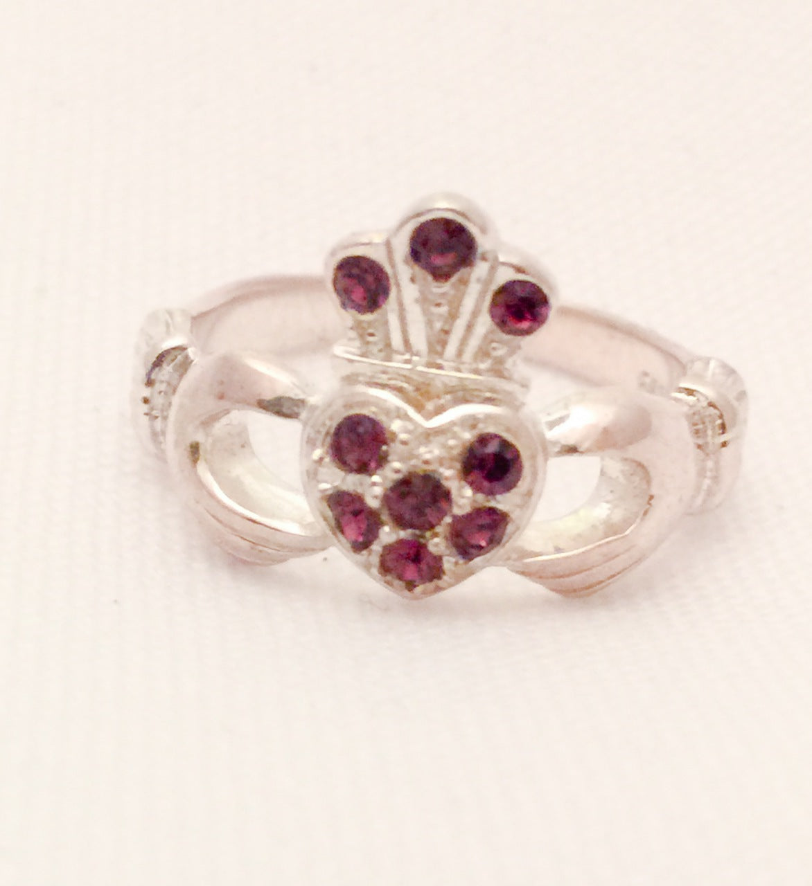 Vintage Claddagh Sterling Silver Ring with Red Crystals Size 5 1/2
