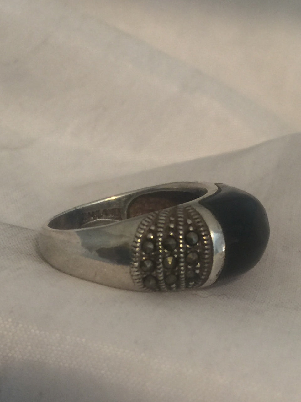 Vintage Sterling Silver Art Deco Onyx & Marcasite Band Ring Size 5.75  4.9g