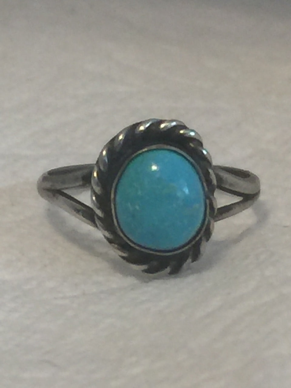 Vintage Sterling Silver Southwest Tribal Turquoise Ring Size 6 2.3g