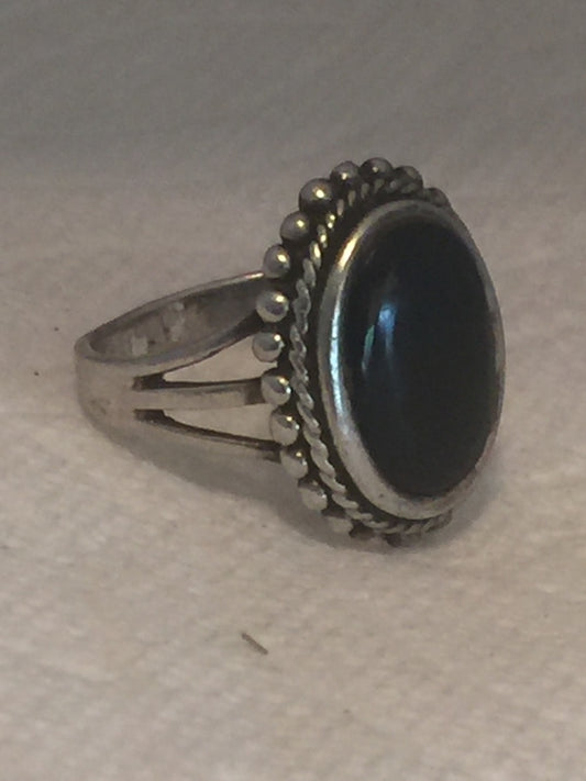 Vintage Sterling Silver Southwest Tribal Onyx  Ring  Size  5.5   5.6g