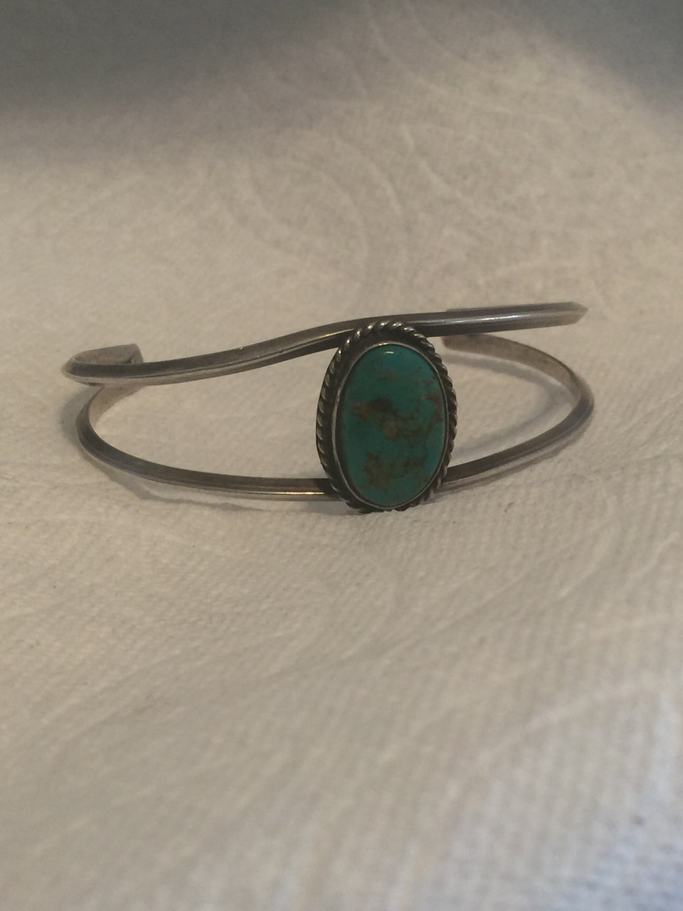 Navajo Turquoise Cuff Bracelet  Vintage Sterling Silver    Weight 12g