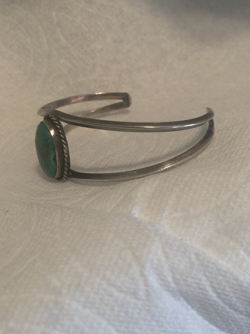 Navajo Turquoise Cuff Bracelet  Vintage Sterling Silver    Weight 12g