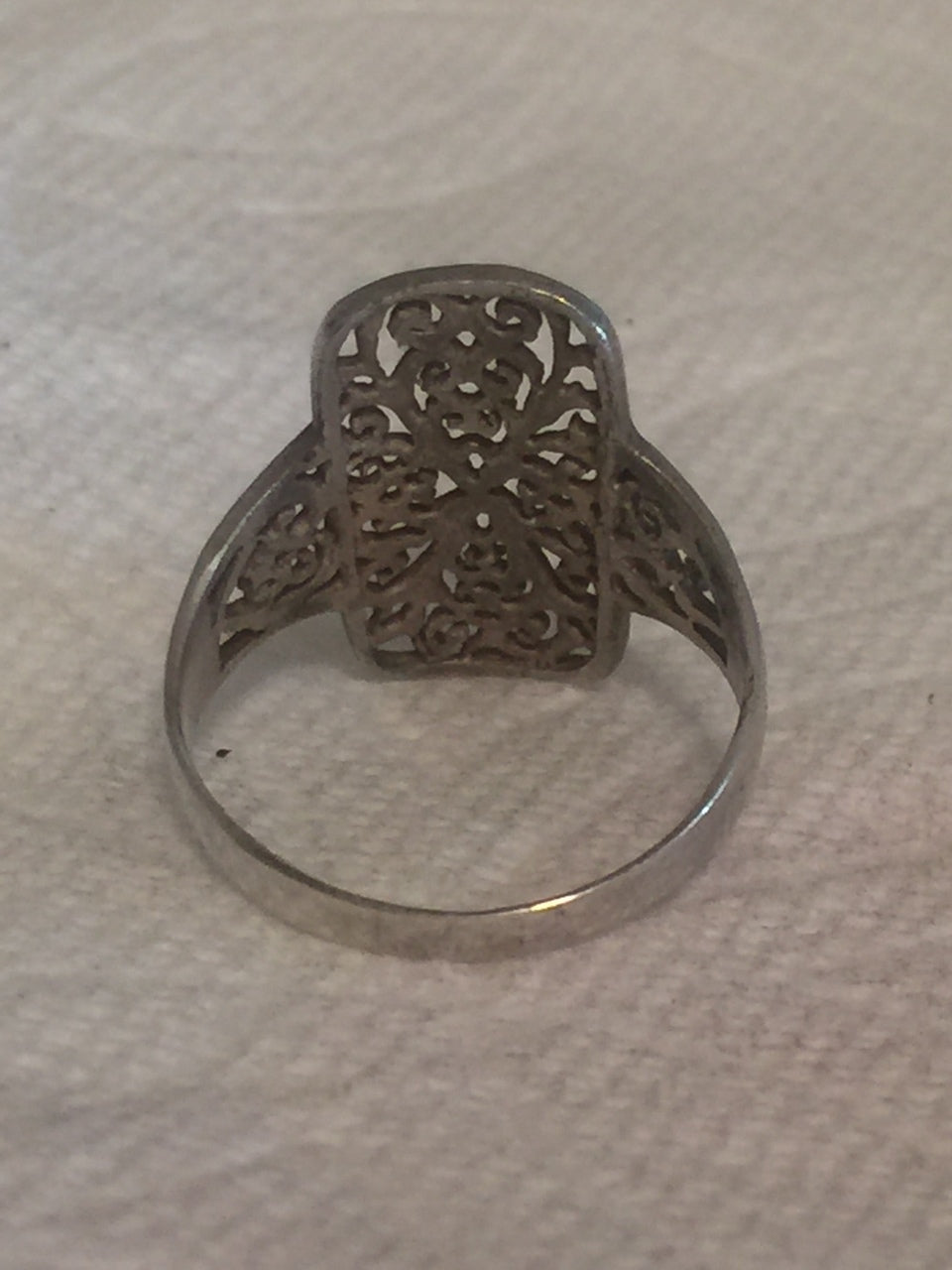 Vintage Sterling Silver Filigree Ring  Size  7.75   2.4g
