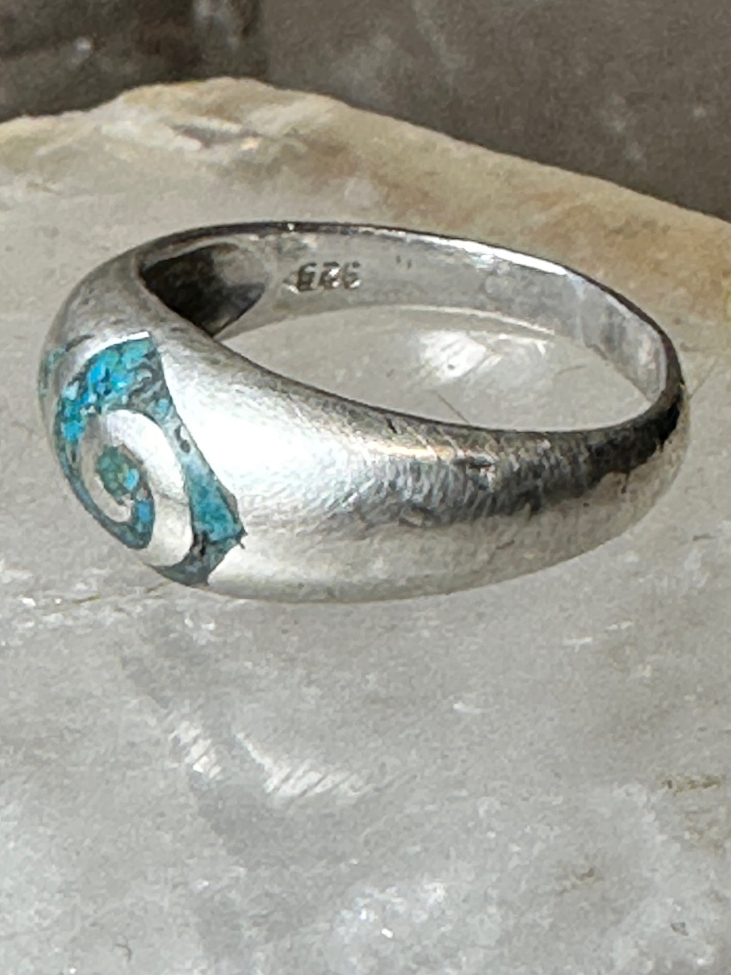 Spiral ring size 6.50 turquoise chips southwestern sterling silver women