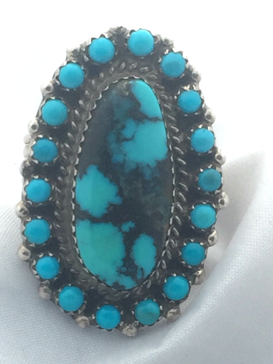 Vintage Sterling Silver Southwest Tribal Turquoise Ring  Petite Pointe  Size 11  13.4g