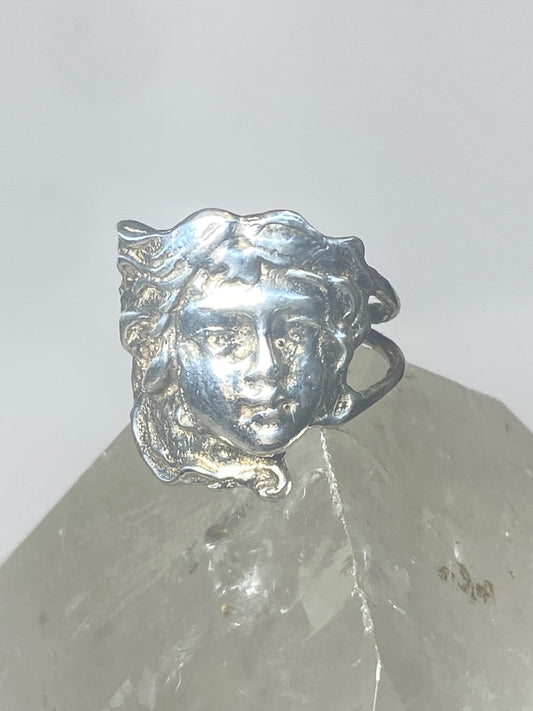 Face ring  Art Nouveau size 7  band sterling silver