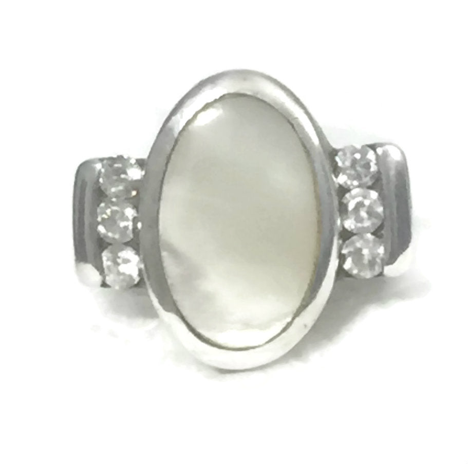Mother of Pearl Ring Vintage Sterling Silver Size 6.75