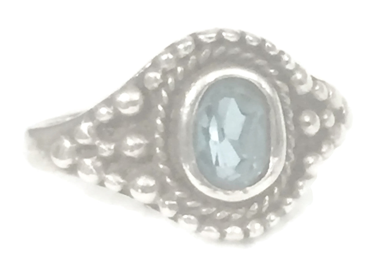 Blue Topaz Ring size 7 Vintage Sterling Silver Solitaire