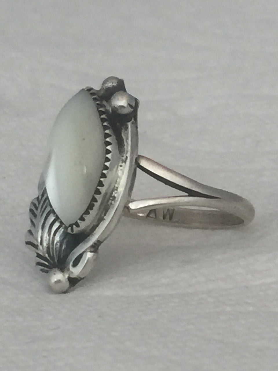 Sterling Silver Oval Signet Ring - The Vintage Pearl