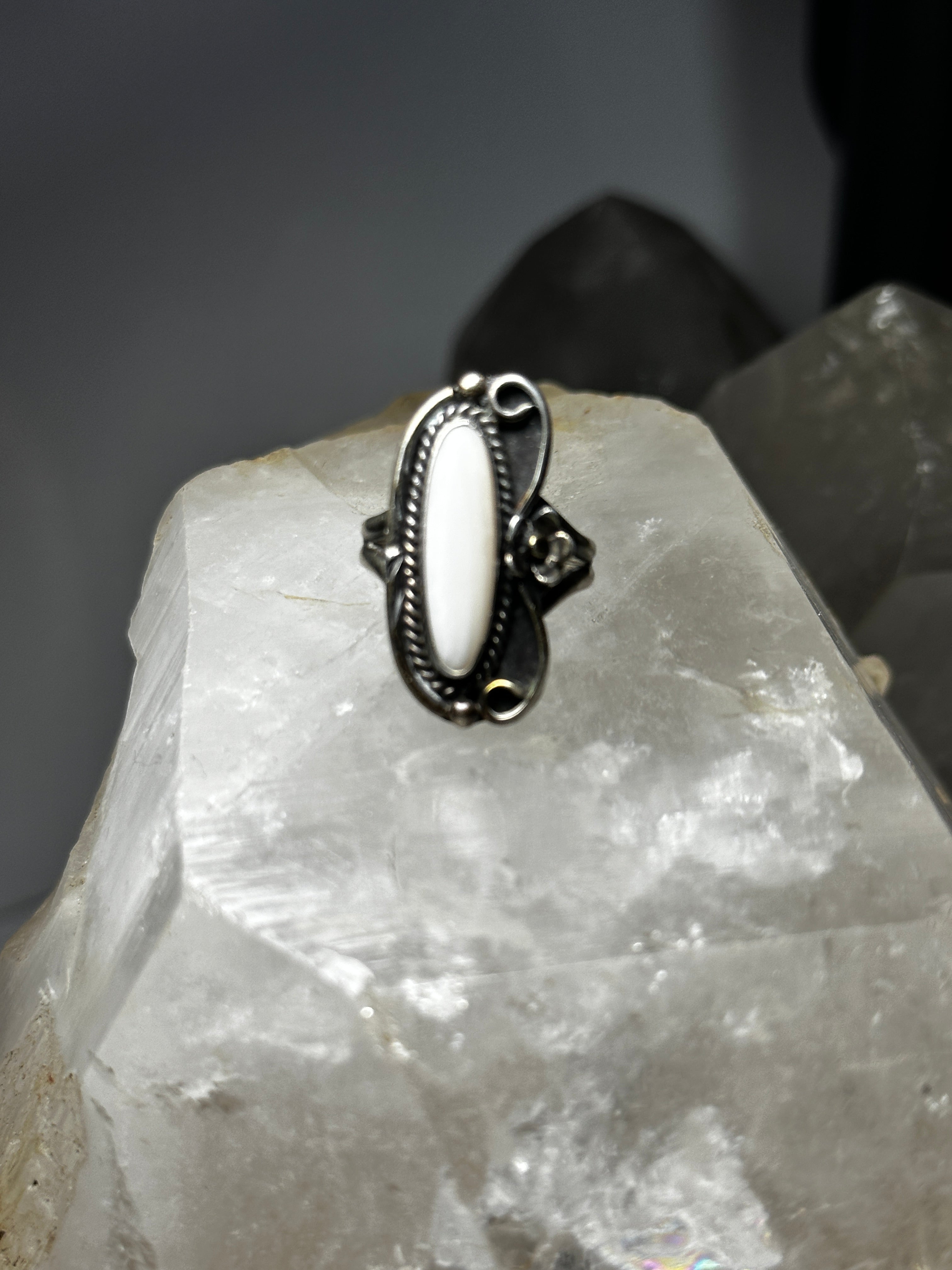 Navajo ring long mother of pearl size 6 sterling silver