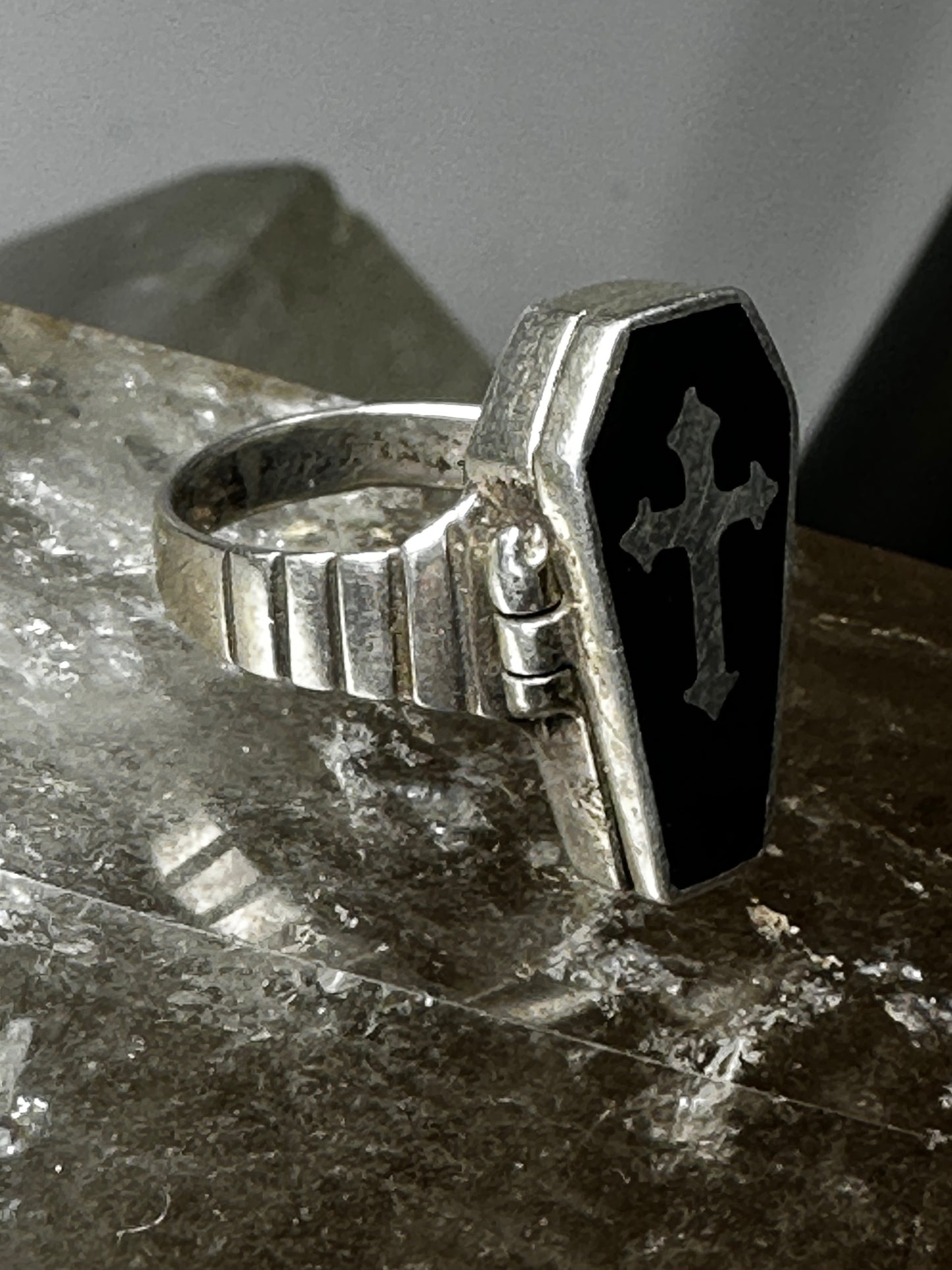 Poison ring coffin cross Gothic Halloween size 6.50 sterling silver women