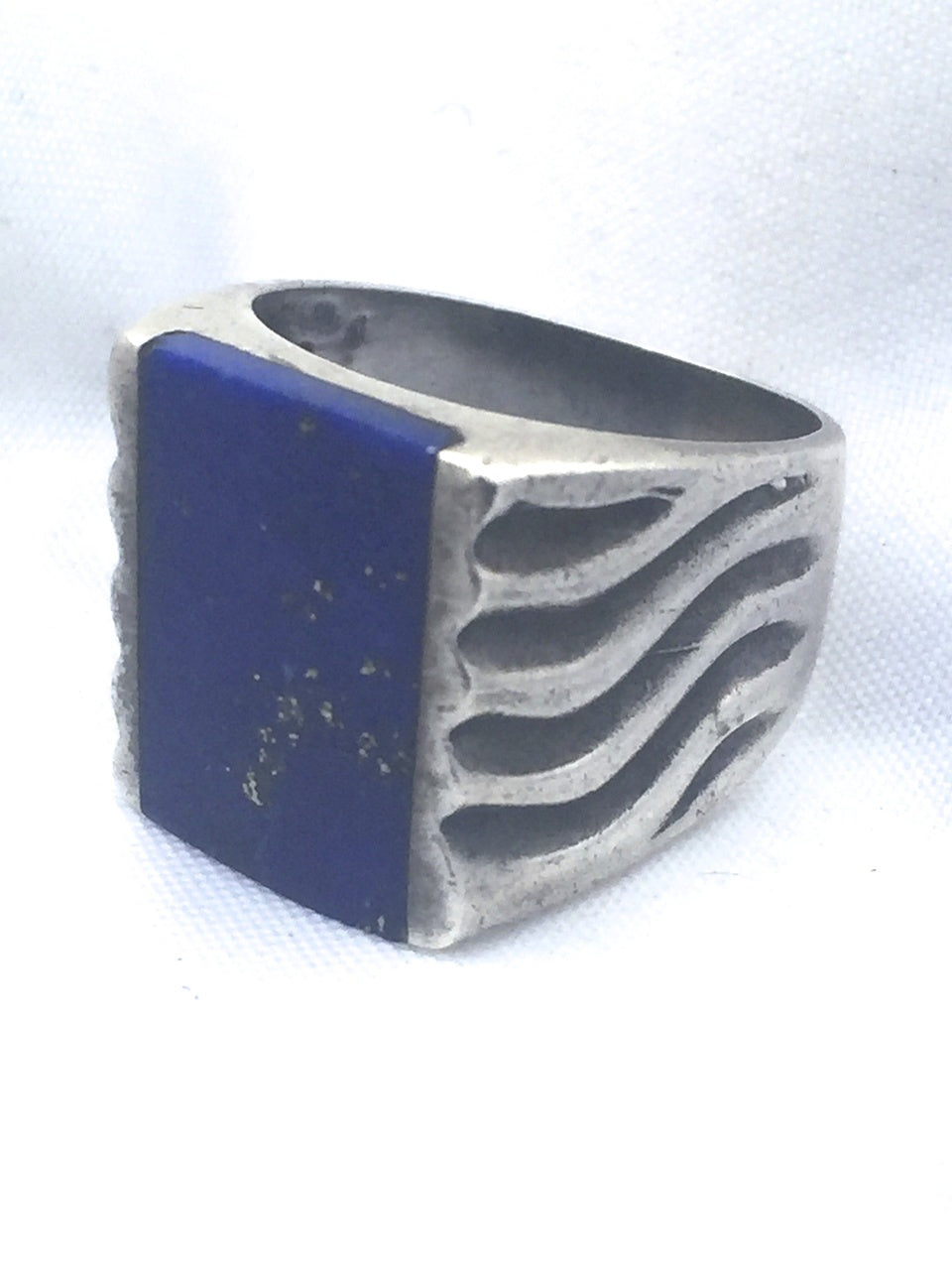 Vintage Sterling Silver  Blue Lapis  Southwest Tribal Ring   Size 5.5  7.1g