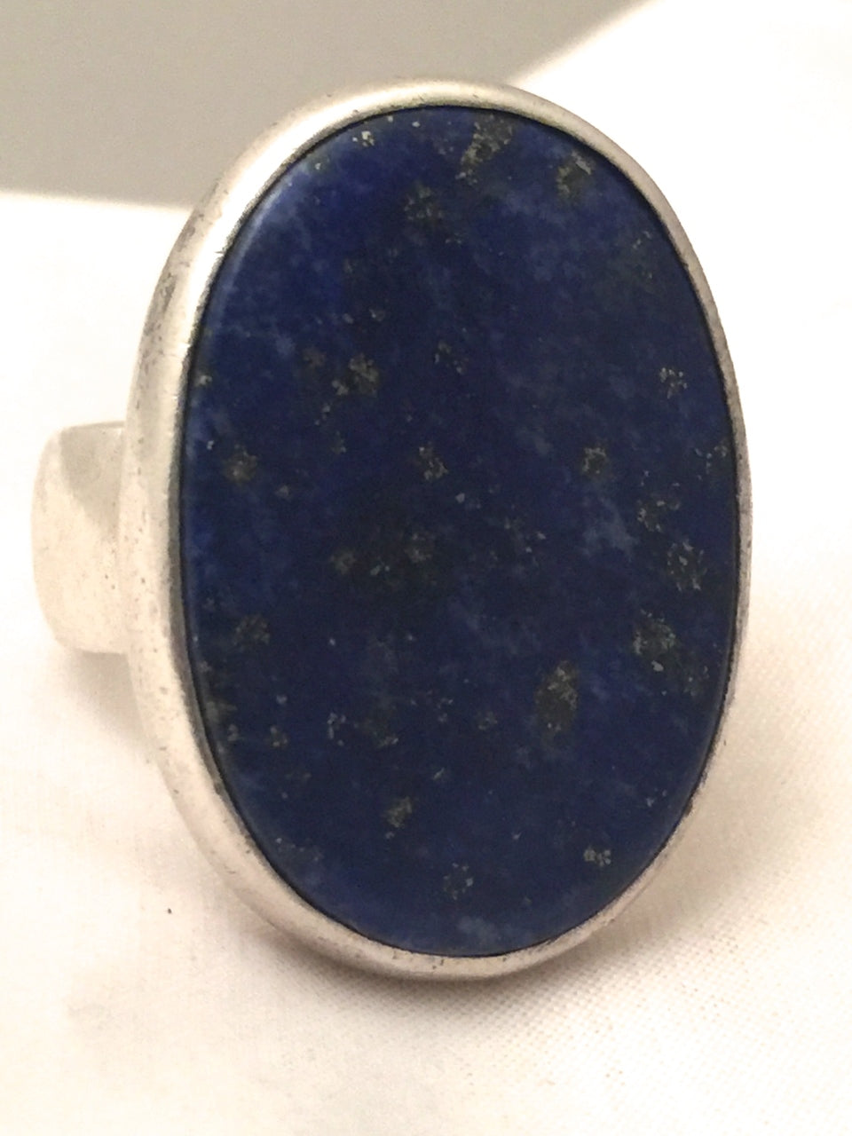 Vintage Sterling Silver Blue Lapis Ring  Old School Modern Design  Size 6  17.5g